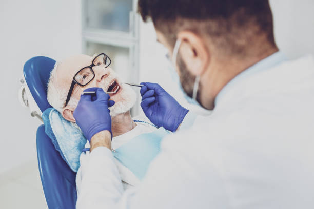 Best Cracked Tooth Emergency Dentist  in Moosup, CT